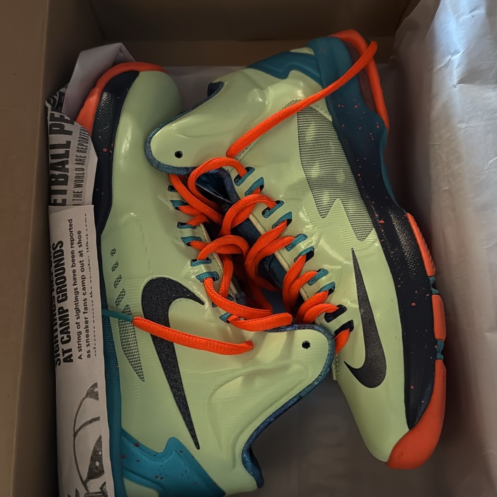 Area 72 KD V
